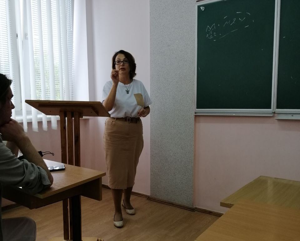 Дащенко Наталія Левківна наголосила про етикет у сучасному світі